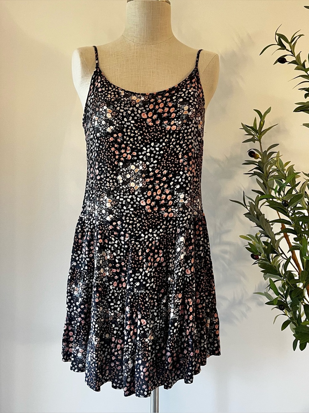 Mixed Floral Black & Pink Spaghetti Strap drop waist Summer Dress